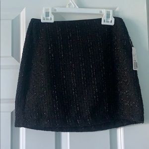 Forever 21 size small new with polyester skirt